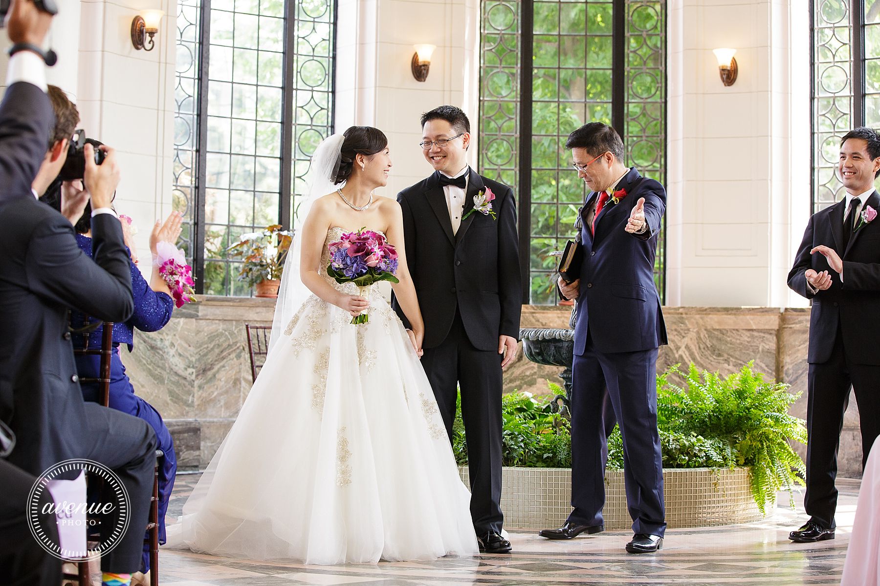 CasaLomaKingEdwardHotelWeddingPhotos_MV_AvenuePhoto_016