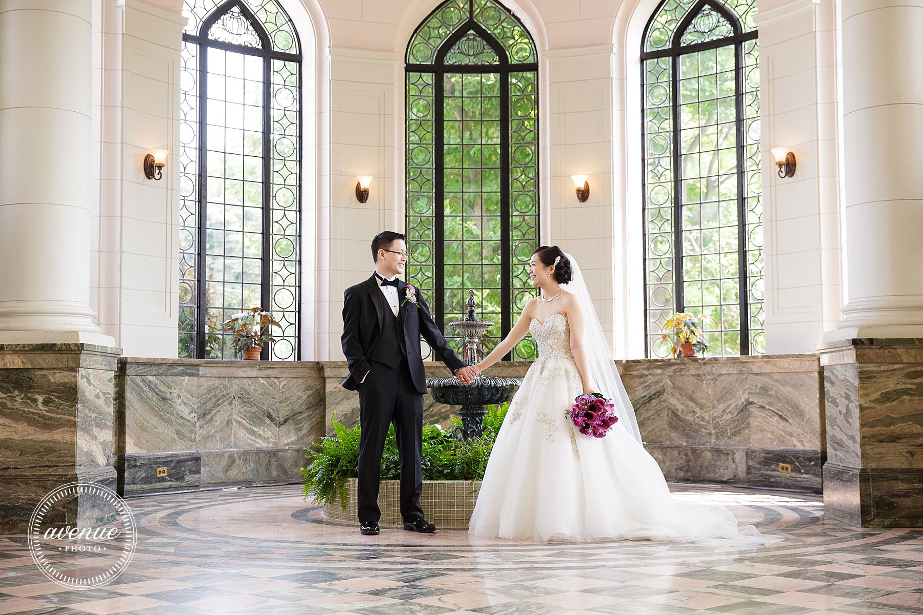 CasaLomaKingEdwardHotelWeddingPhotos_MV_AvenuePhoto_025