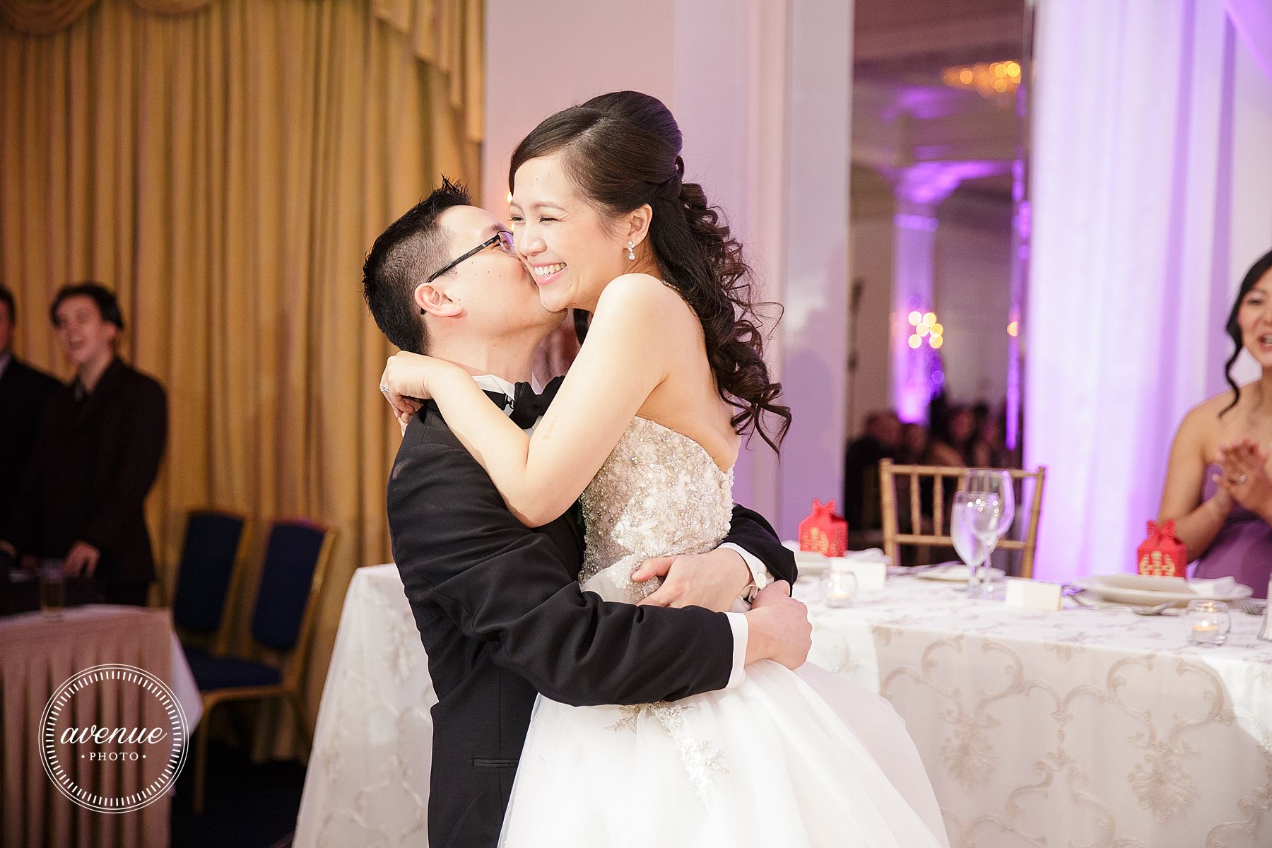 CasaLomaKingEdwardHotelWeddingPhotos_MV_AvenuePhoto_061