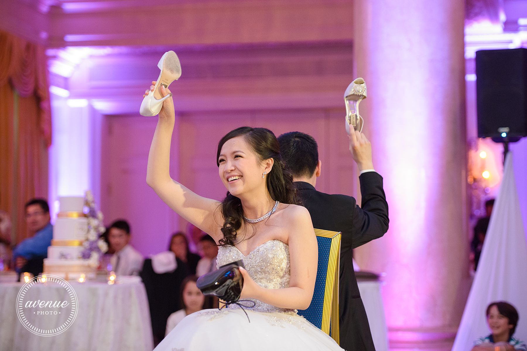 CasaLomaKingEdwardHotelWeddingPhotos_MV_AvenuePhoto_062